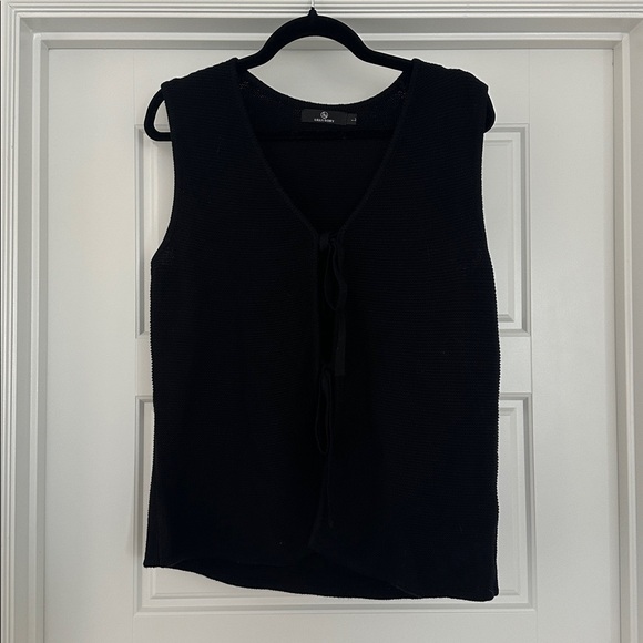 LILLUSORY Tie Front Top - Picture 6 of 8